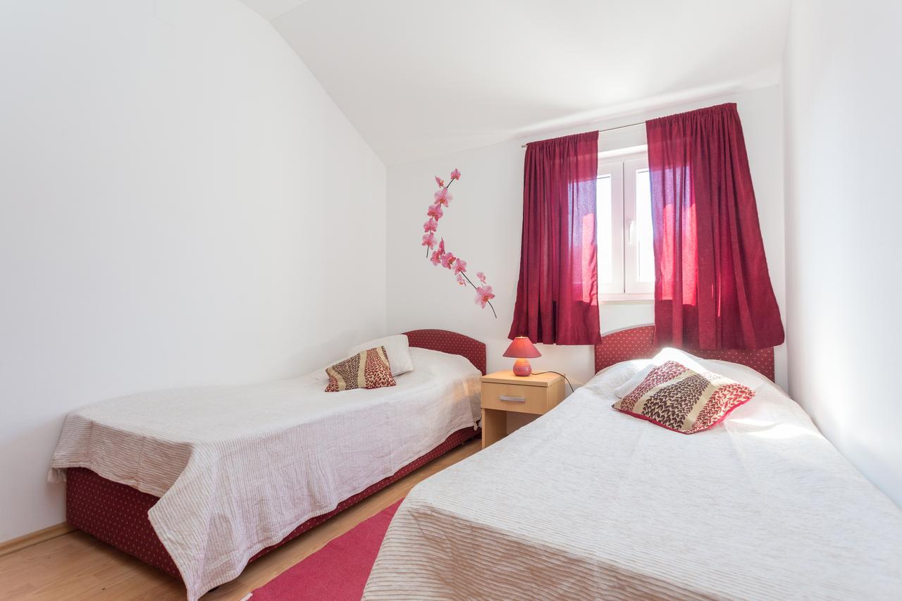 Burum Guest house 3*