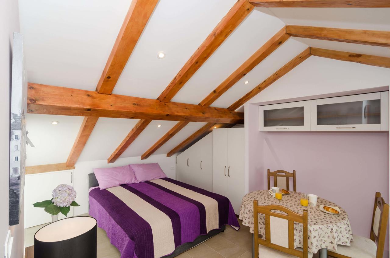 Guest house Burum